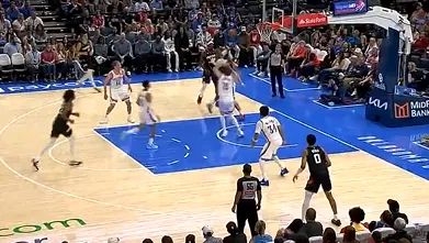 开云真人在线-布耶径直杀入禁区上篮再中，太阳领先雷霆至20分